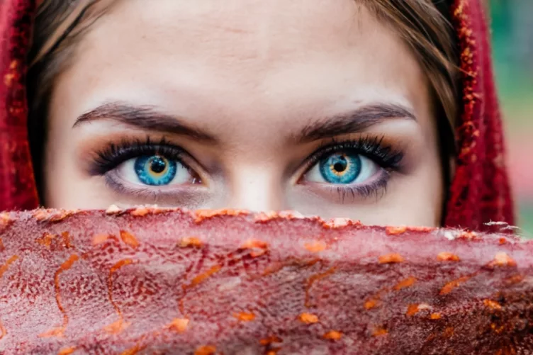 The Spiritual Meaning and Significance of Eyes Changing Color